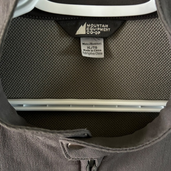 Men's MEC Light Weight Full Zipper Jacket Grey - Picture 3 of 3
